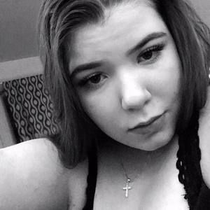 Meet your Posher, Carly